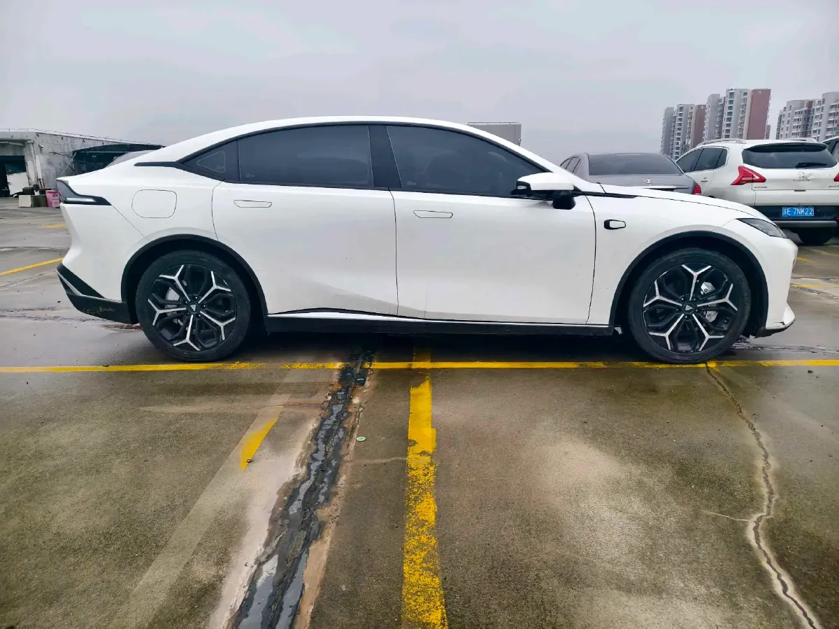 2023 Deepal SL03 1.5L 95HP L4 REEV 28.39KWH,autocango,china used car exporter,china ev exporter,chinese used car exporter,chinese used ev exporter