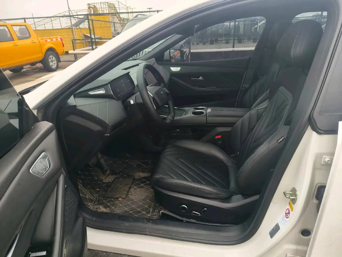 2023 Deepal SL03 1.5L 95HP L4 REEV 28.39KWH,autocango,china used car exporter,china ev exporter,chinese used car exporter,chinese used ev exporter