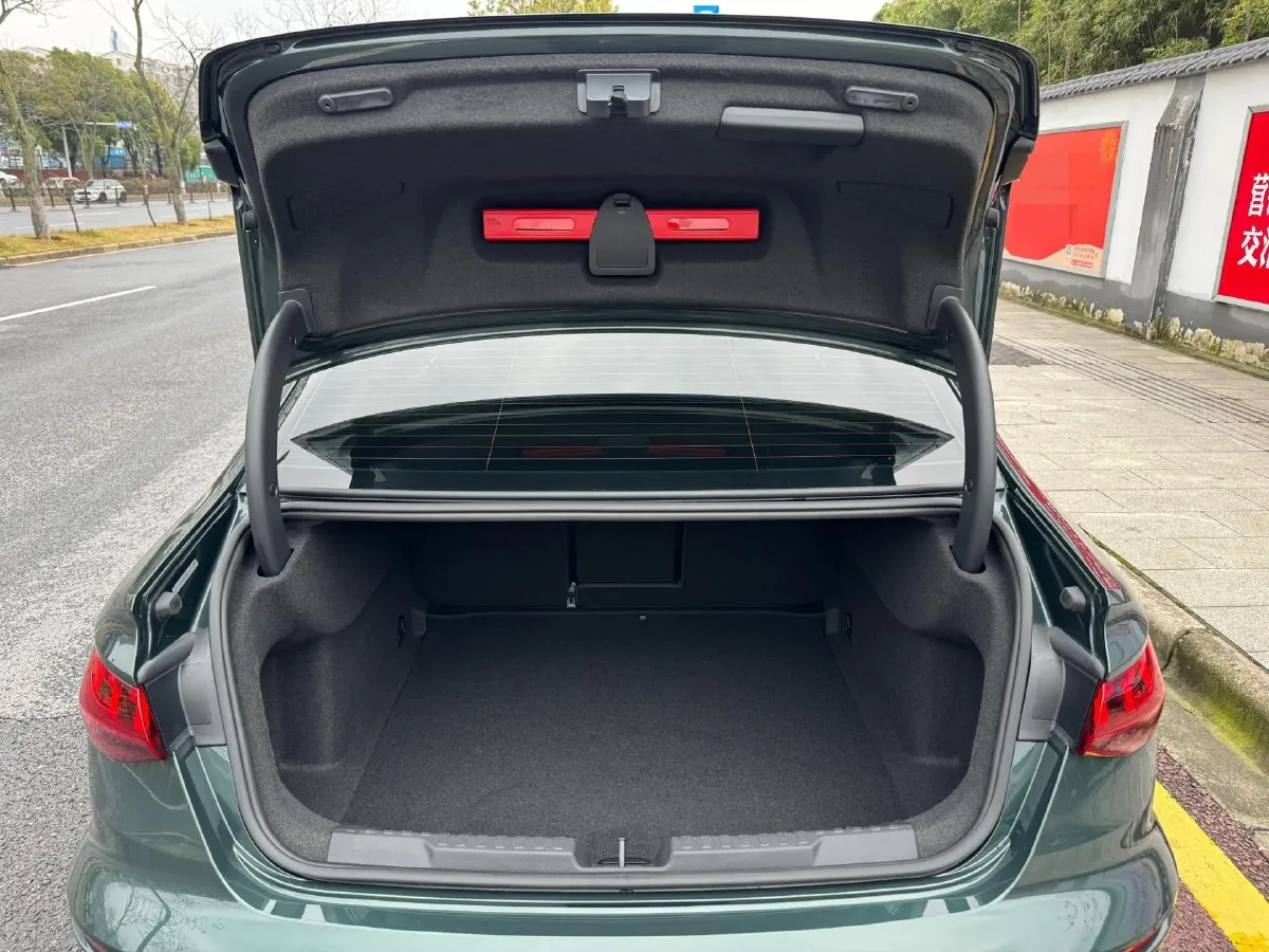 2022 Audi A3 1.4T 150HP L4 7DCT,autocango,china used car exporter,china ev exporter,chinese used car exporter,chinese used ev exporter