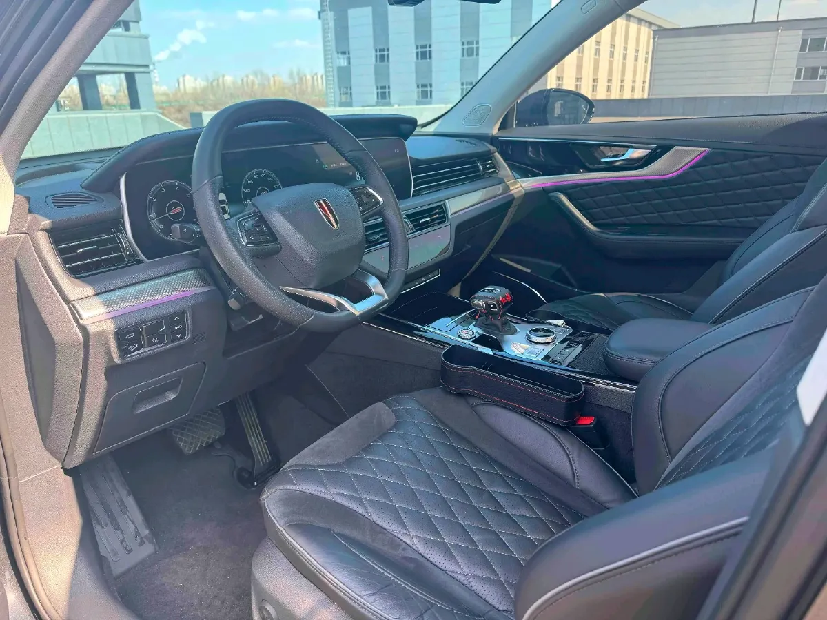 2019 HongQi HS5 2.0T 224HP L4 6AT,autocango,china used car exporter,china ev exporter,chinese used car exporter,chinese used ev exporter