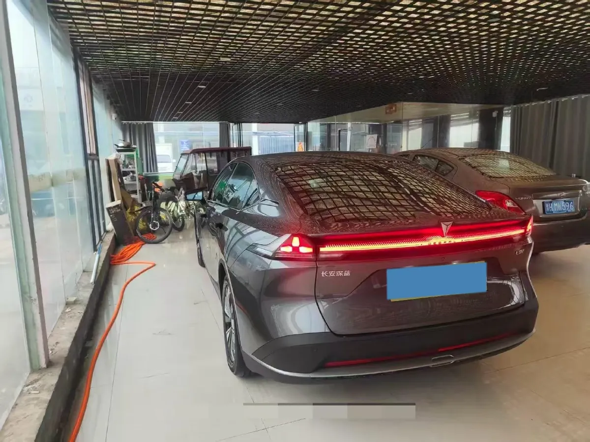 2026 Deepal L07 BEV,autocango,china used car exporter,china ev exporter,chinese used car exporter,chinese used ev exporter