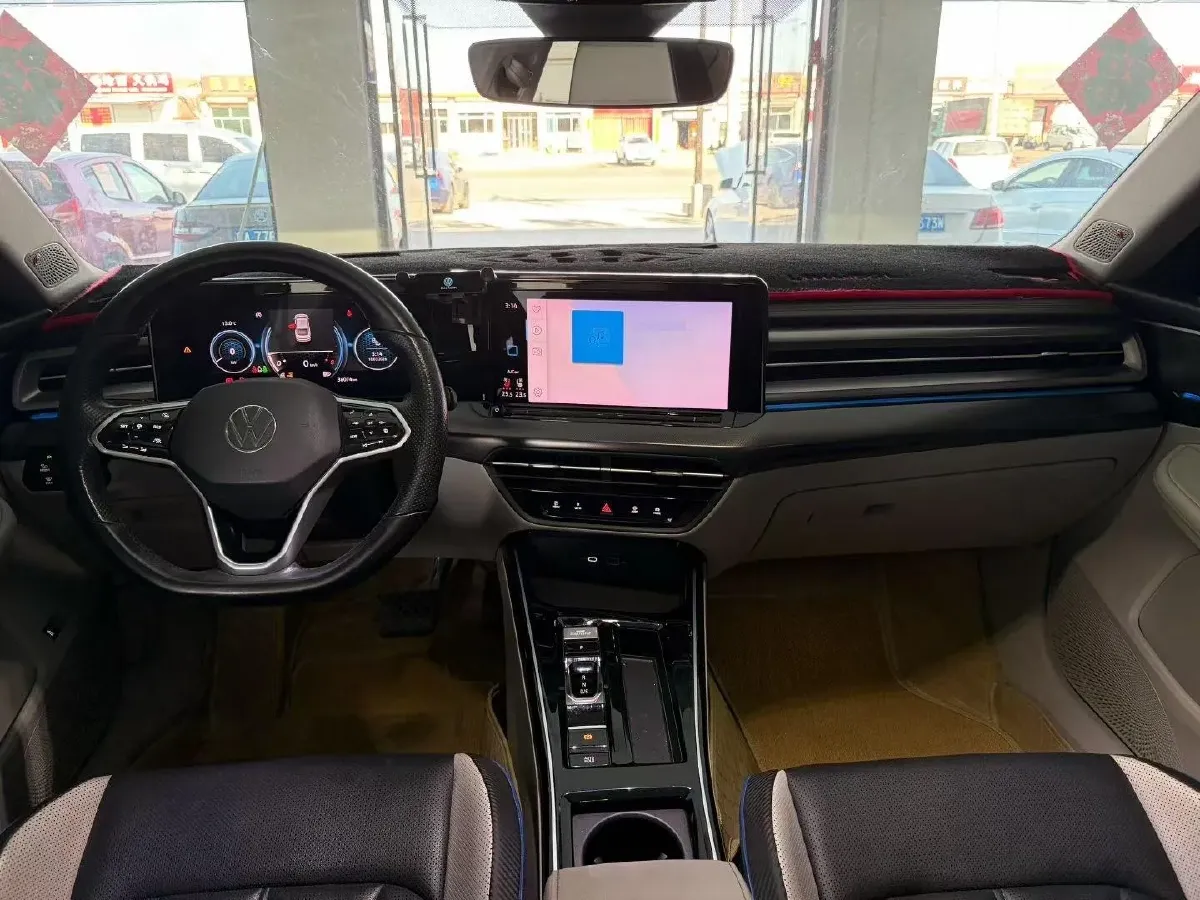 2022 Skoda Superb 2.0T 186HP L4 7DCT,autocango,china used car exporter,china ev exporter,chinese used car exporter,chinese used ev exporter