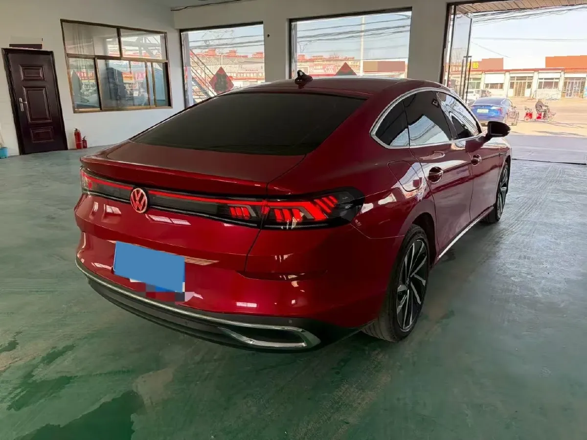 2022 Skoda Superb 2.0T 186HP L4 7DCT,autocango,china used car exporter,china ev exporter,chinese used car exporter,chinese used ev exporter
