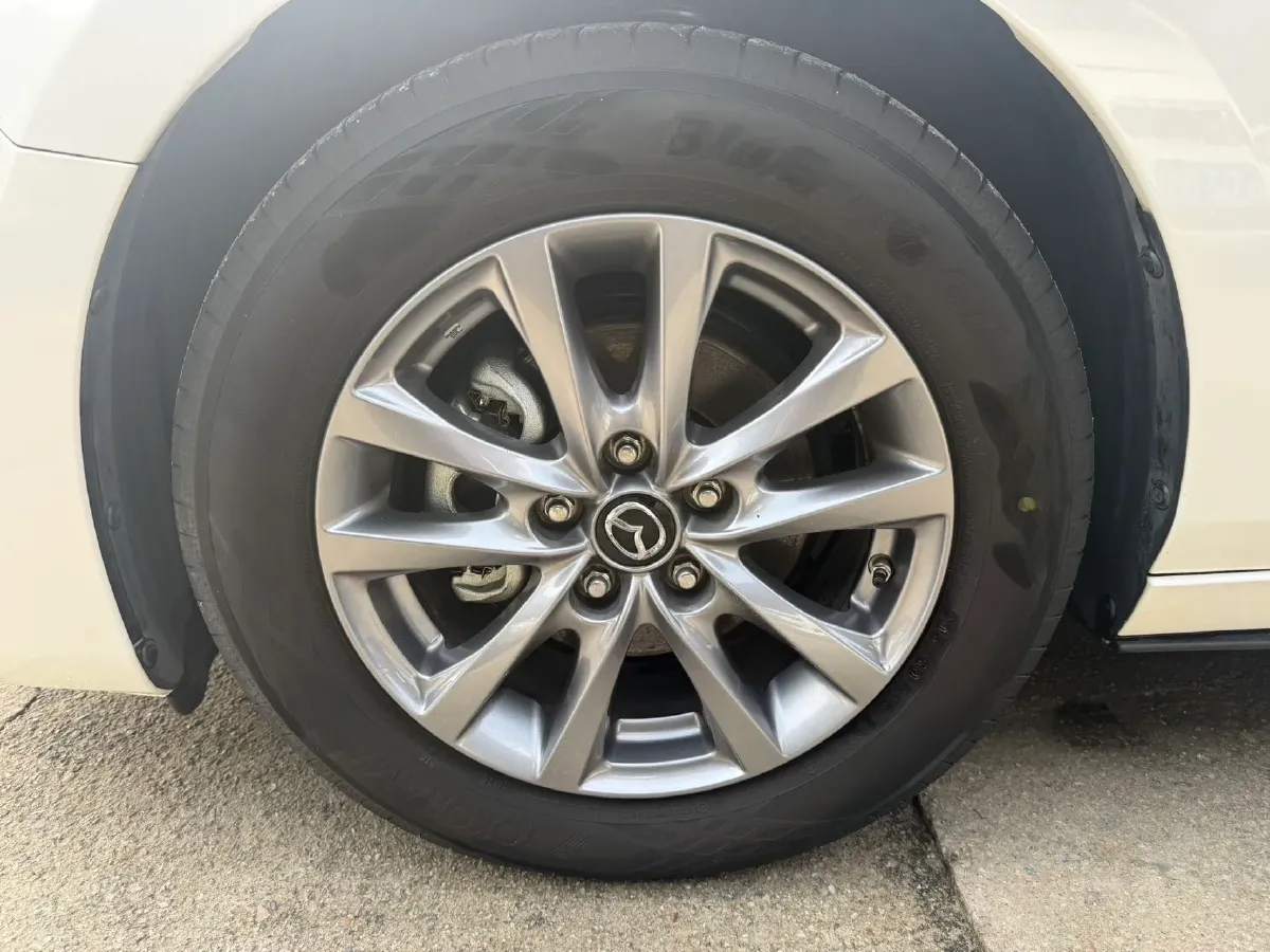 2022 Mazda 3 Axela 1.5L 117HP L4 6AT,autocango,china used car exporter,china ev exporter,chinese used car exporter,chinese used ev exporter