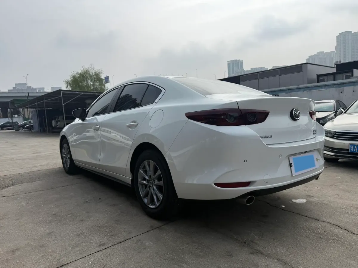2022 Mazda 3 Axela 1.5L 117HP L4 6AT,autocango,china used car exporter,china ev exporter,chinese used car exporter,chinese used ev exporter