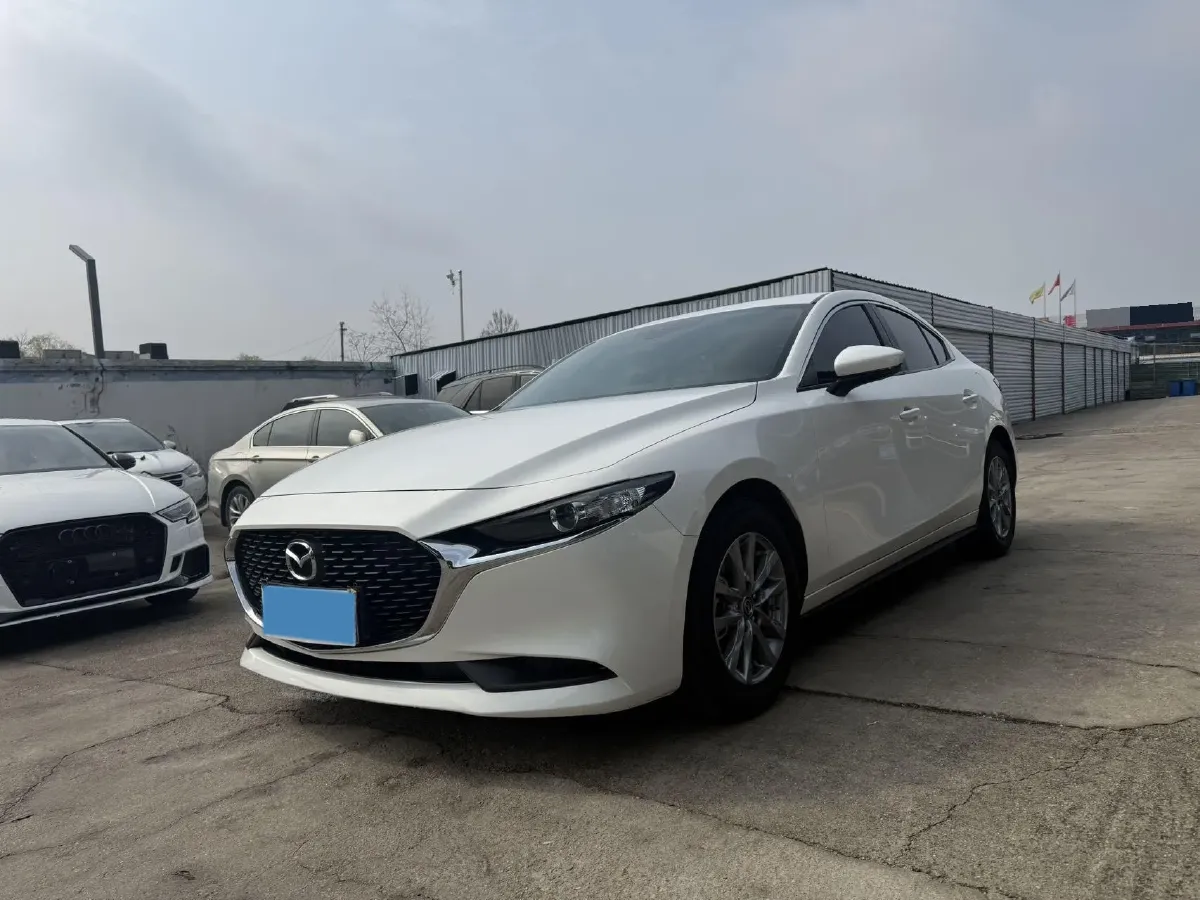 2022 Mazda 3 Axela 1.5L 117HP L4 6AT,autocango,china used car exporter,china ev exporter,chinese used car exporter,chinese used ev exporter