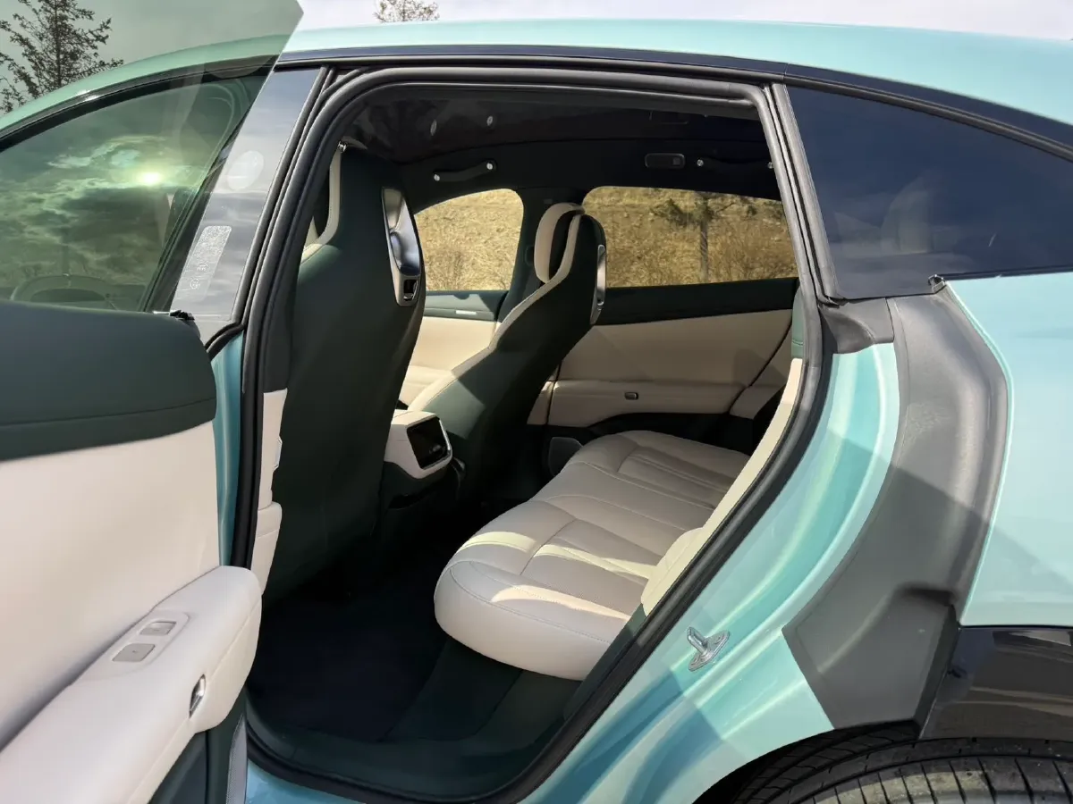 2025 MI YU7 BEV 96.3KWH,autocango,china used car exporter,china ev exporter,chinese used car exporter,chinese used ev exporter