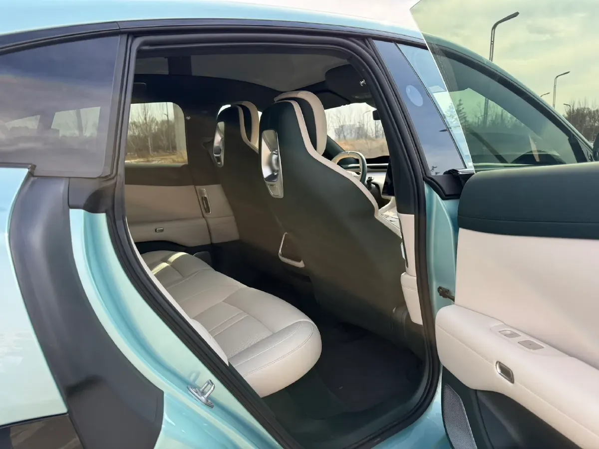 2025 MI YU7 BEV 96.3KWH,autocango,china used car exporter,china ev exporter,chinese used car exporter,chinese used ev exporter