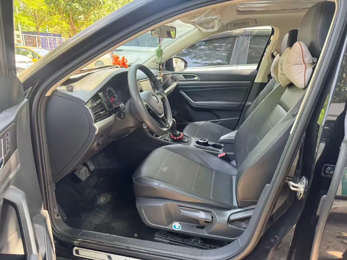 2019 Volkswagen Lavida 1.5L 113HP L4 6AT,autocango,china used car exporter,china ev exporter,chinese used car exporter,chinese used ev exporter