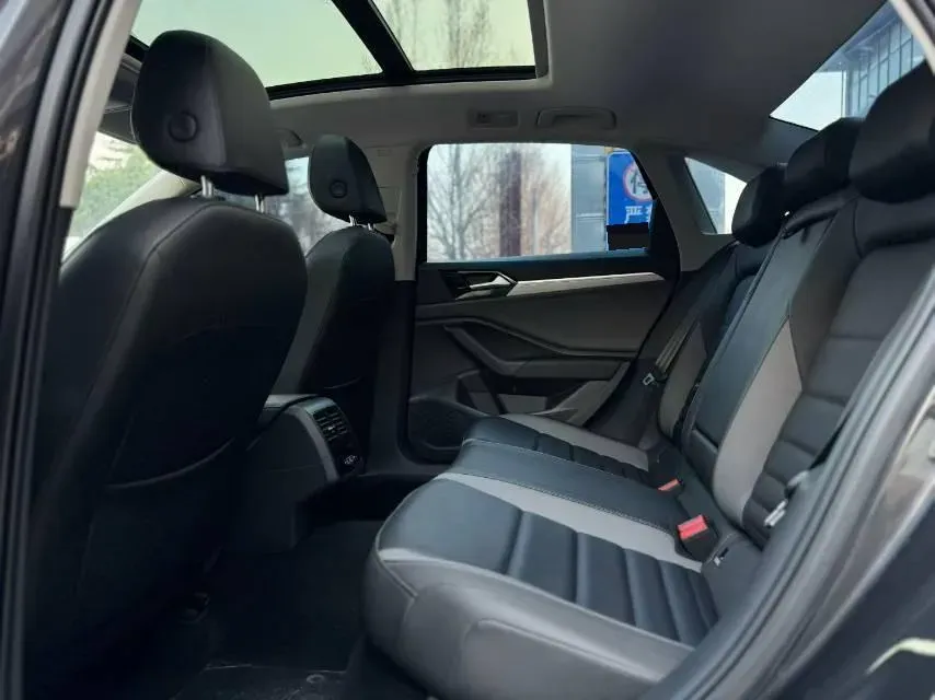 2020 Volkswagen Sagitar 1.2T 116HP L4 7DCT,autocango,china used car exporter,china ev exporter,chinese used car exporter,chinese used ev exporter