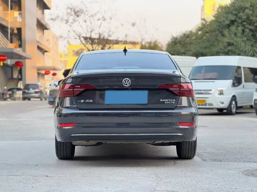 2020 Volkswagen Sagitar 1.2T 116HP L4 7DCT,autocango,china used car exporter,china ev exporter,chinese used car exporter,chinese used ev exporter