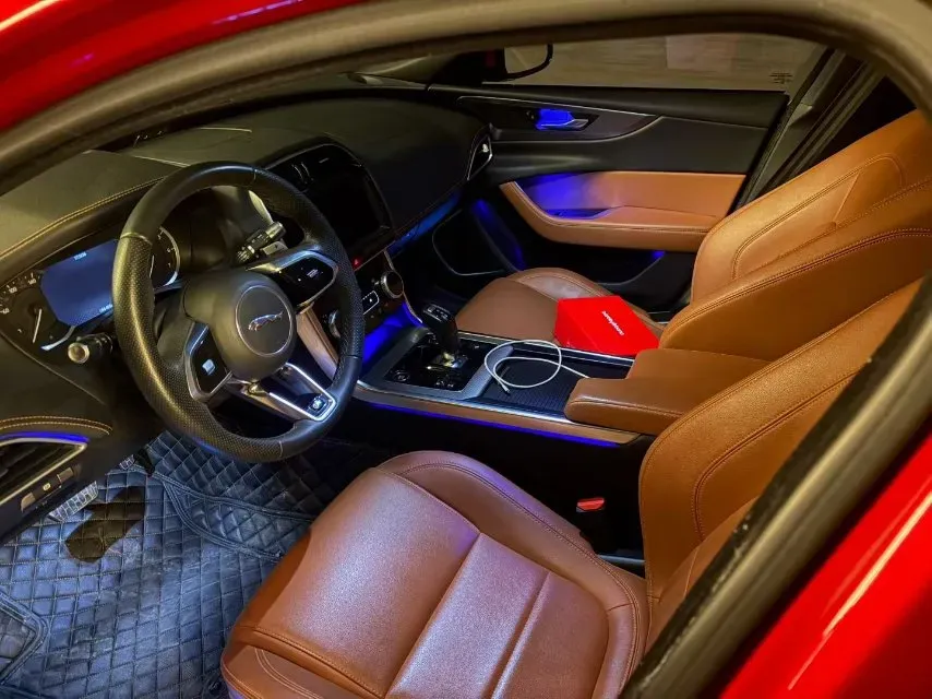 2020 Jaguar XEL 2.0T 200HP L4 8AT,autocango,china used car exporter,china ev exporter,chinese used car exporter,chinese used ev exporter