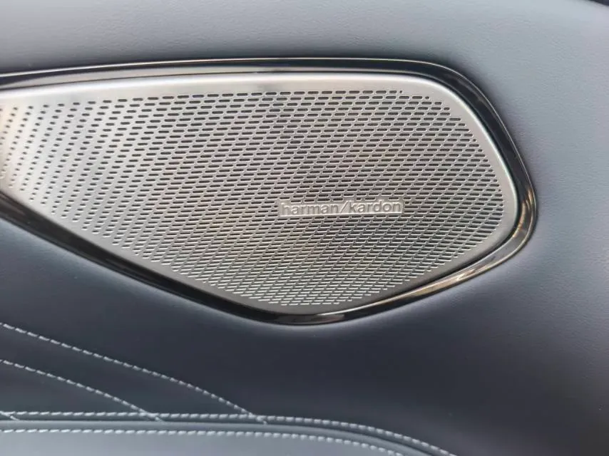 2025 LYNK&CO 10 EM-P 1.5T 163HP L4 3DHT PHEV,autocango,china used car exporter,china ev exporter,chinese used car exporter,chinese used ev exporter