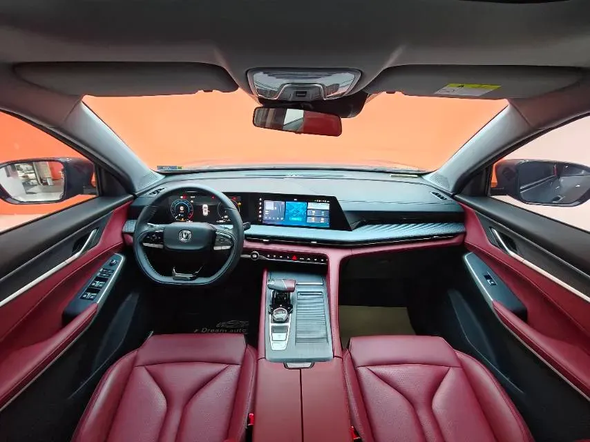 2022 ChangAn CS75 Plus 1.5T 188HP L4 8AT,autocango,china used car exporter,china ev exporter,chinese used car exporter,chinese used ev exporter