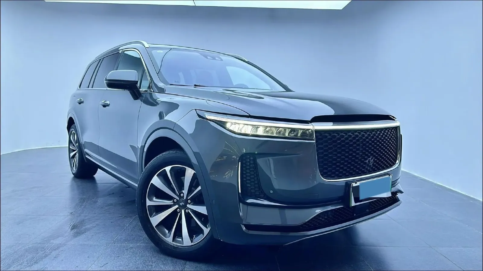 2020 Li ONE Range Extended 131HP REEV 40.5KWH,autocango,china used car exporter,china ev exporter,chinese used car exporter,chinese used ev exporter