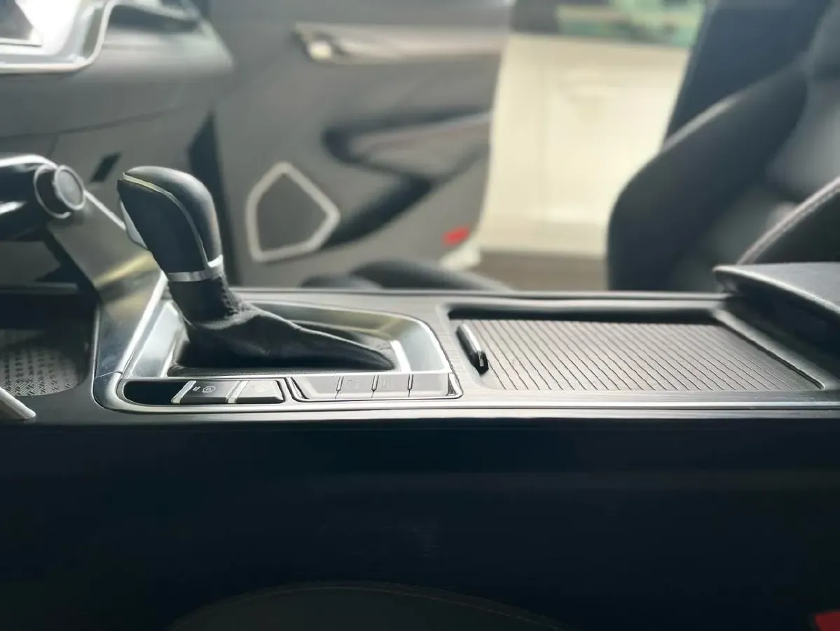 2020 Geely Binray 1.4T 141HP L4 CVT,autocango,china used car exporter,china ev exporter,chinese used car exporter,chinese used ev exporter