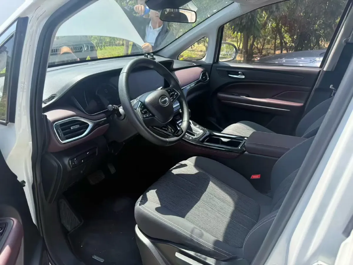 2023 GAC Trumpchi M6 1.5T 177HP L4 7DCT,autocango,china used car exporter,china ev exporter,chinese used car exporter,chinese used ev exporter