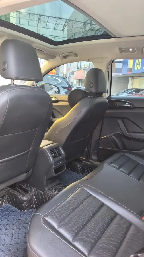 2021 Volkswagen Tharu 2.0T 186HP L4 7DCT,autocango,china used car exporter,china ev exporter,chinese used car exporter,chinese used ev exporter