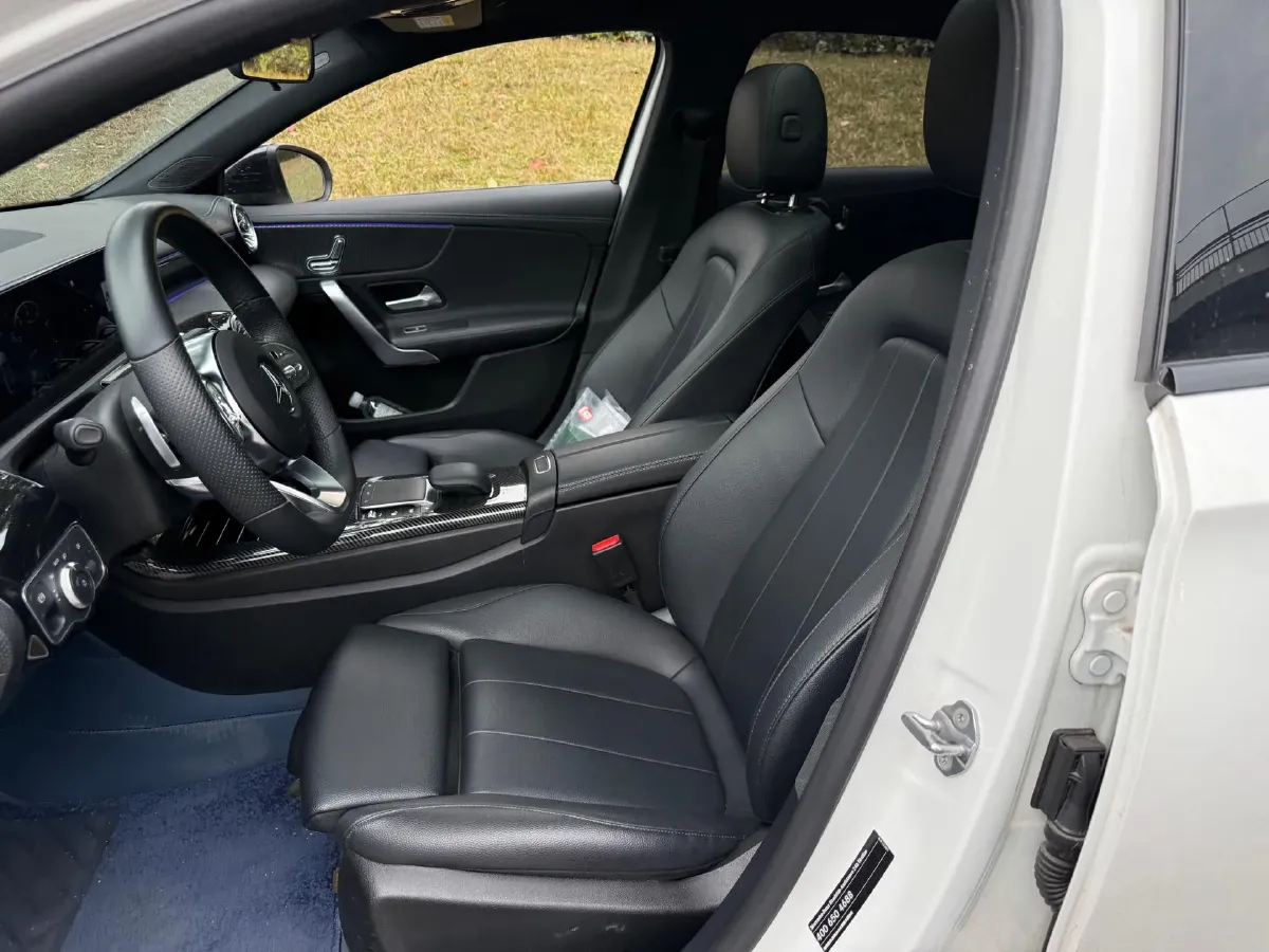 2022 Mercedes-Benz A Class 1.3T 163HP L4 7DCT,autocango,china used car exporter,china ev exporter,chinese used car exporter,chinese used ev exporter