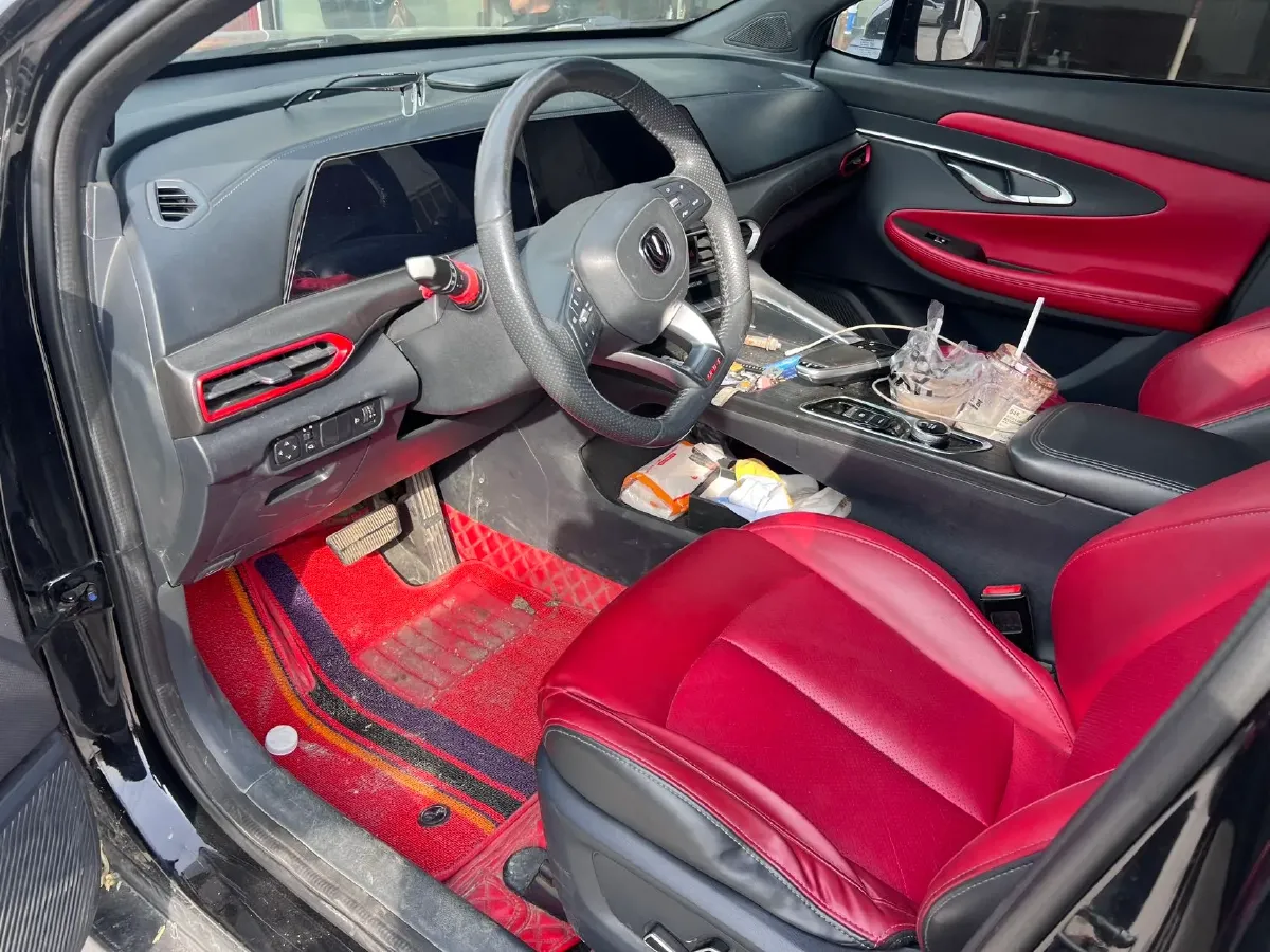 2020 ChangAn UNI-T 1.5T 180HP L4 7DCT,autocango,china used car exporter,china ev exporter,chinese used car exporter,chinese used ev exporter