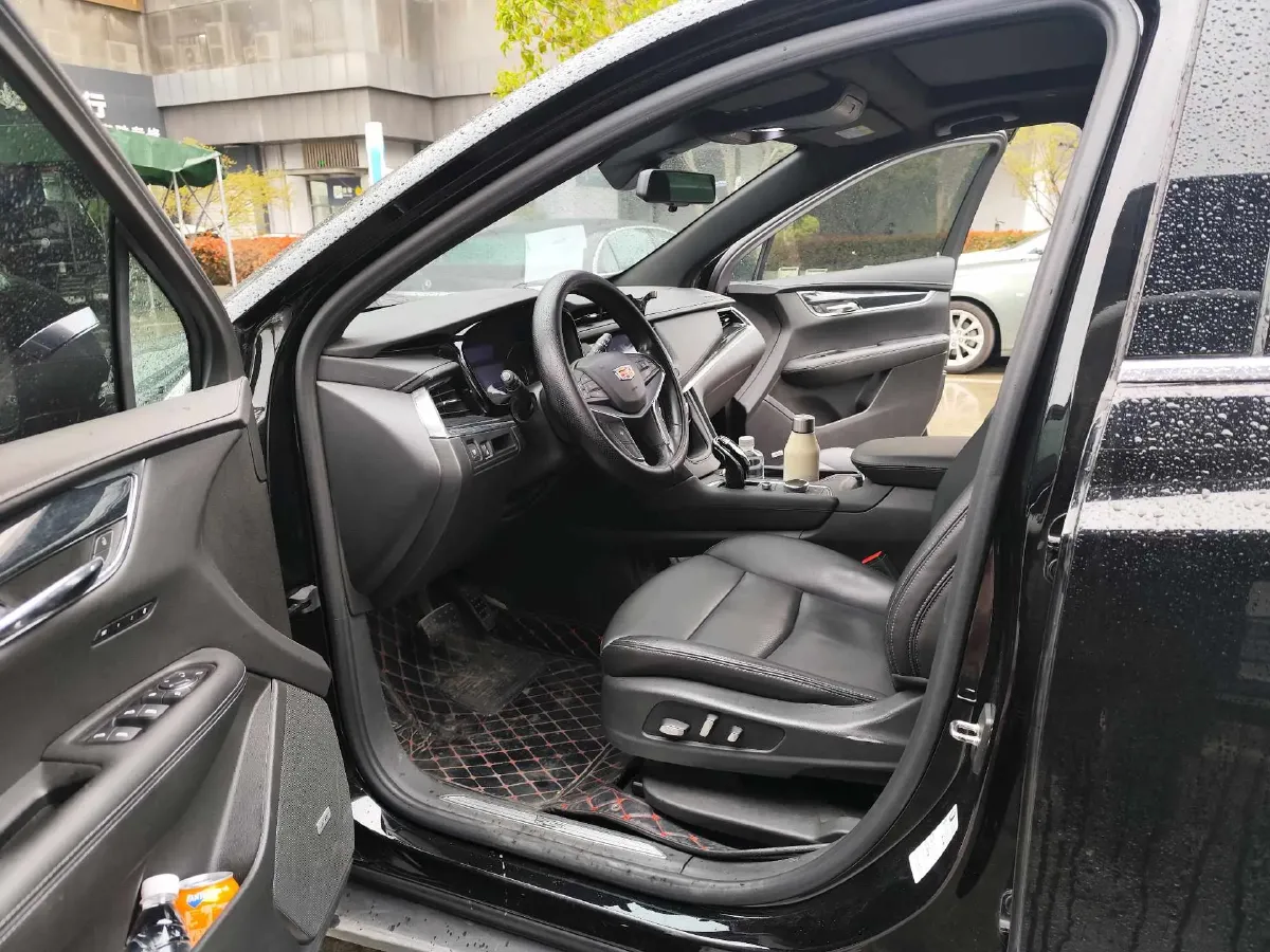 2020 Cadillac XT5 2.0T 237HP L4 9AT,autocango,china used car exporter,china ev exporter,chinese used car exporter,chinese used ev exporter