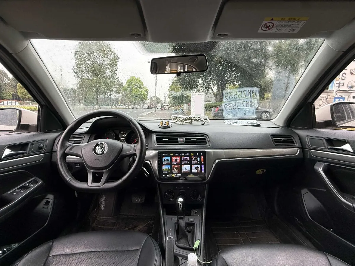 2019 Volkswagen T-Cross 1.5L 113HP L4 6AT,autocango,china used car exporter,china ev exporter,chinese used car exporter,chinese used ev exporter