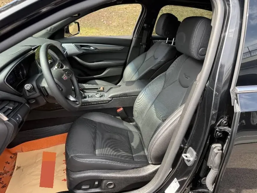 2021 Cadillac CT5 2.0T 237HP L4 10AT,autocango,china used car exporter,china ev exporter,chinese used car exporter,chinese used ev exporter