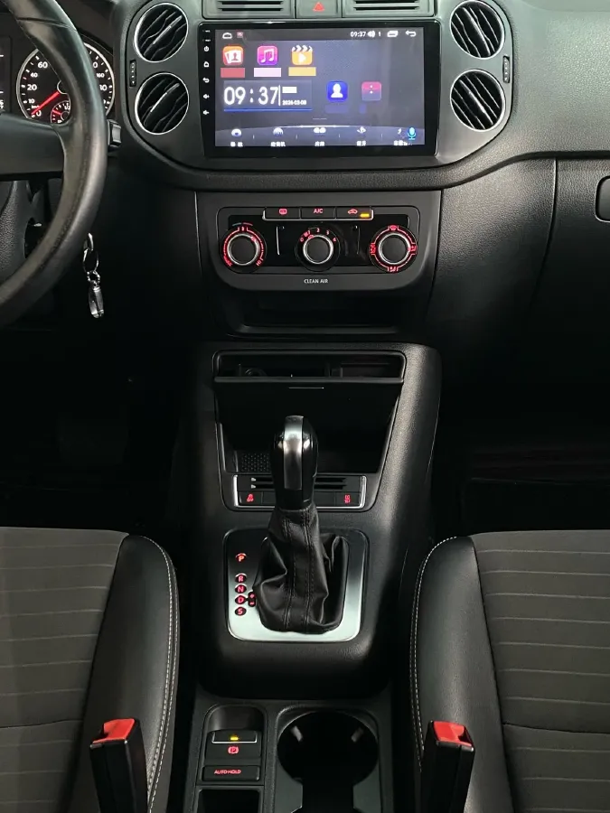 2016 Volkswagen Tiguan 1.8T 160HP L4 6AT,autocango,china used car exporter,china ev exporter,chinese used car exporter,chinese used ev exporter