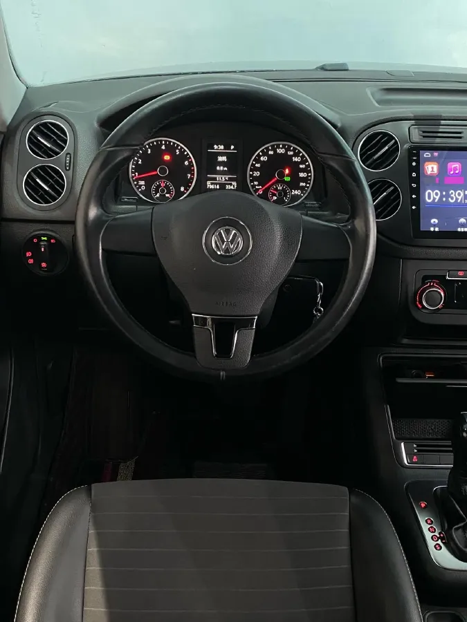 2016 Volkswagen Tiguan 1.8T 160HP L4 6AT,autocango,china used car exporter,china ev exporter,chinese used car exporter,chinese used ev exporter