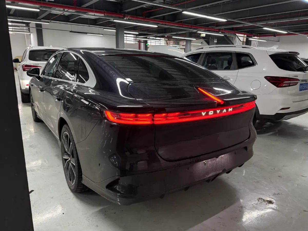 2024 Voyah ZhuiGuang 1.5T 136HP L4 PHEV 43KWH,autocango,china used car exporter,china ev exporter,chinese used car exporter,chinese used ev exporter