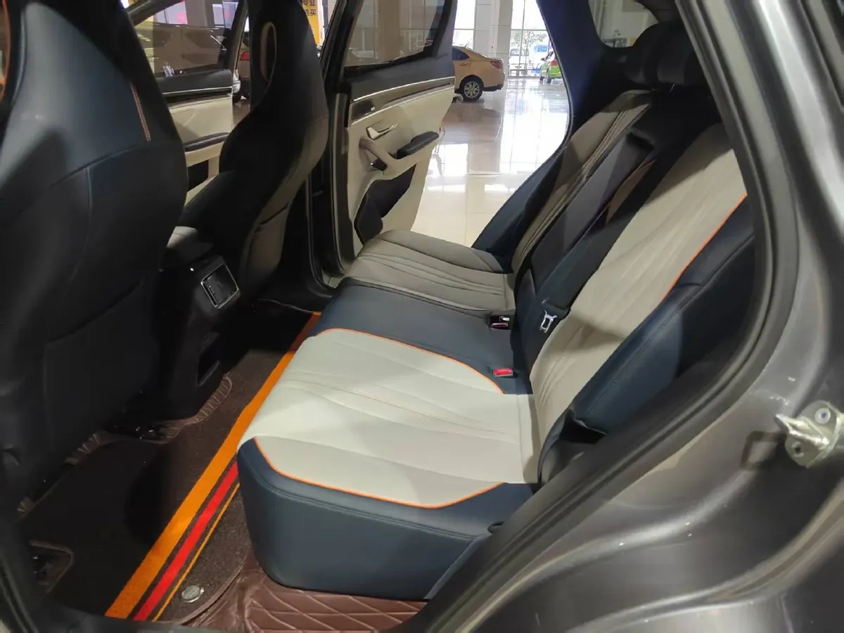 2022 Hyundai Tucson 2.0L 150HP L4 6AT Hybrid,autocango,china used car exporter,china ev exporter,chinese used car exporter,chinese used ev exporter