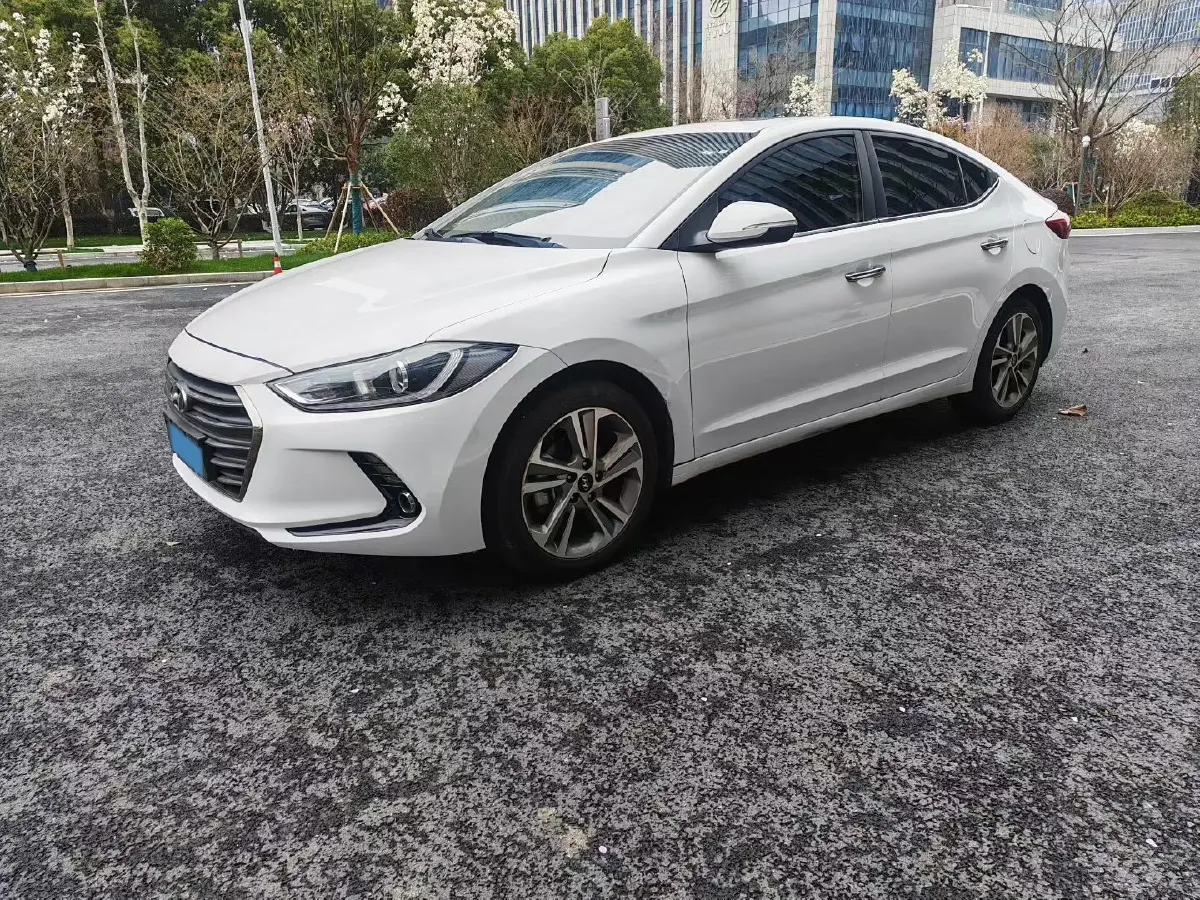 2016 Hyundai Elantra 1.6L 130HP L4 6AT,autocango,china used car exporter,china ev exporter,chinese used car exporter,chinese used ev exporter