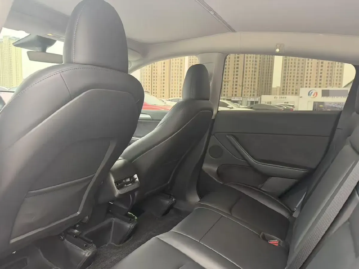 2022 Tesla Model Y BEV 60KWH,autocango,china used car exporter,china ev exporter,chinese used car exporter,chinese used ev exporter