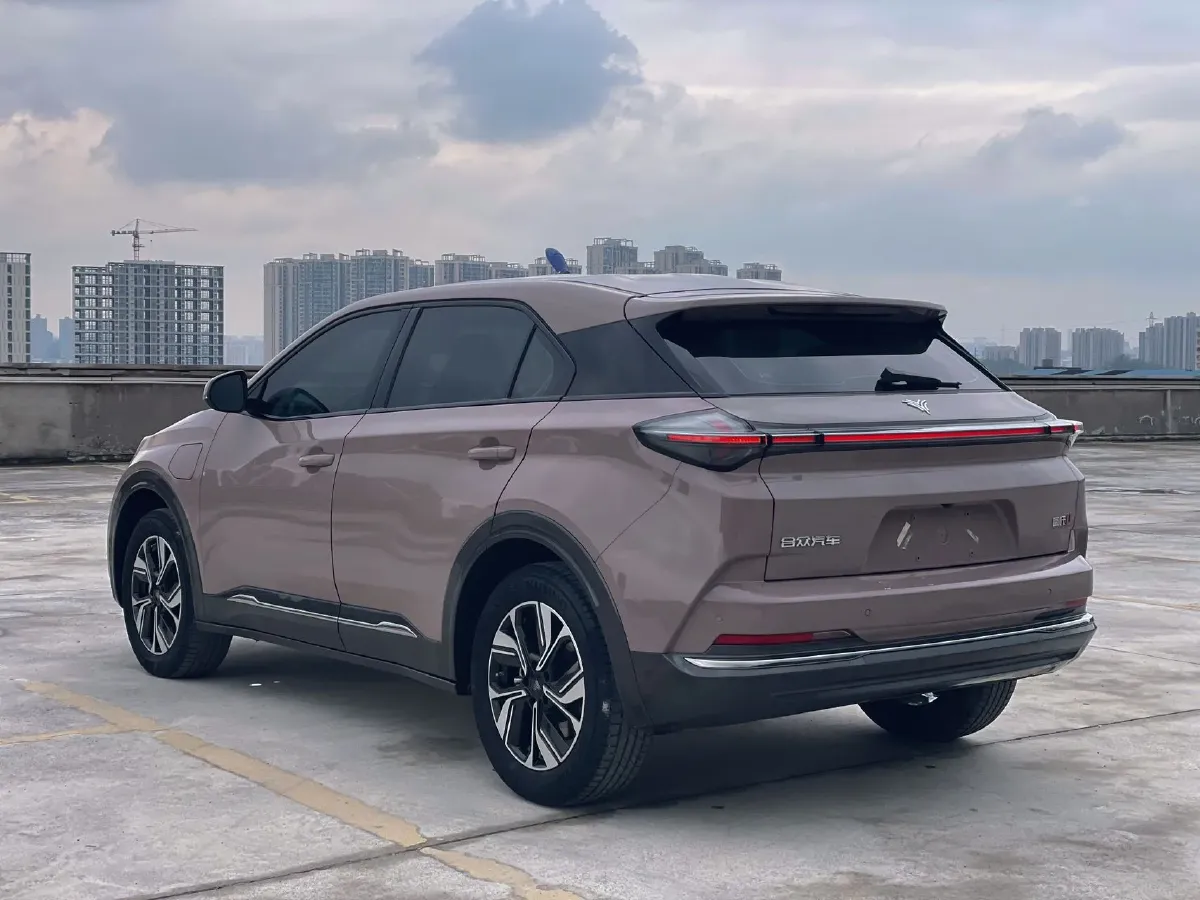 2022 Ford Focus 1.5T 177HP L4 6AT,autocango,china used car exporter,china ev exporter,chinese used car exporter,chinese used ev exporter