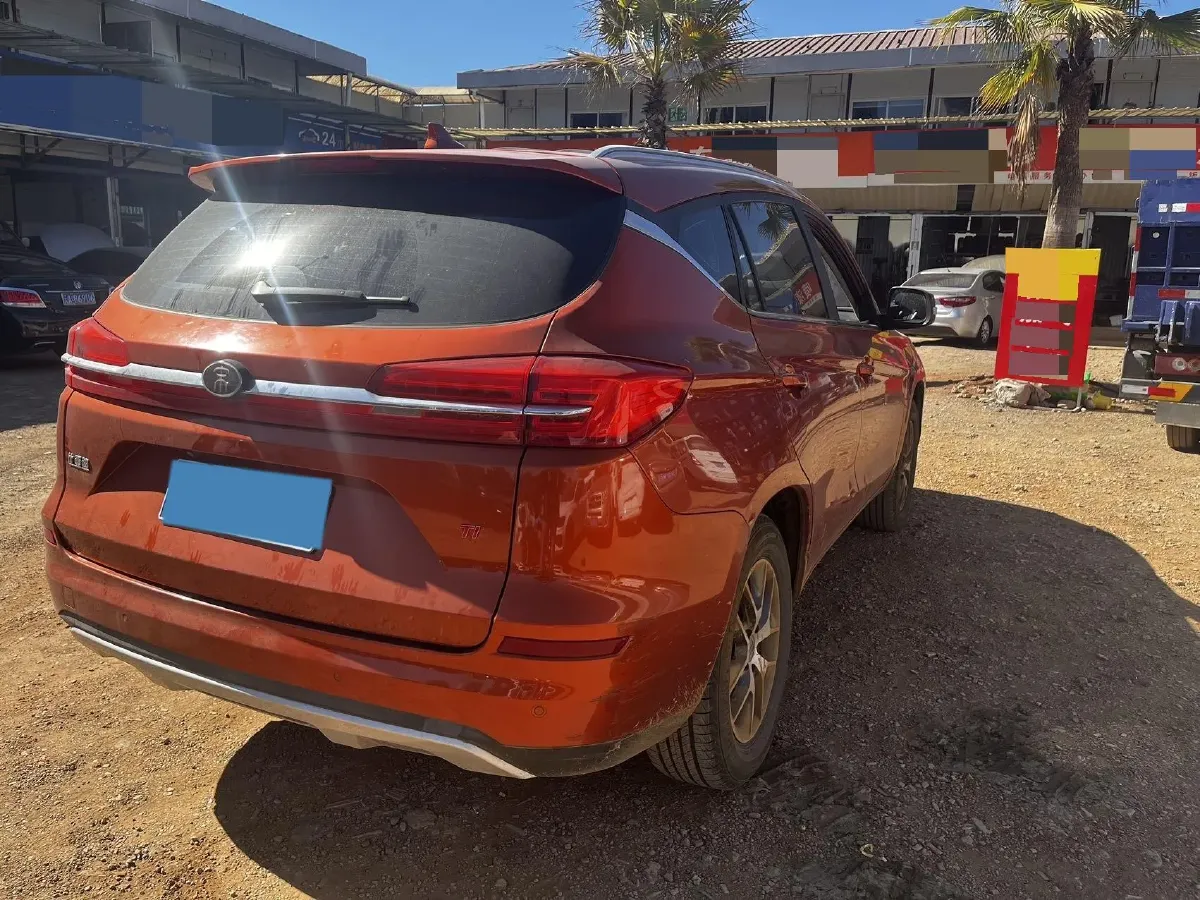 2018 BYD Song 1.5T 154HP L4 6MT,autocango,china used car exporter,china ev exporter,chinese used car exporter,chinese used ev exporter