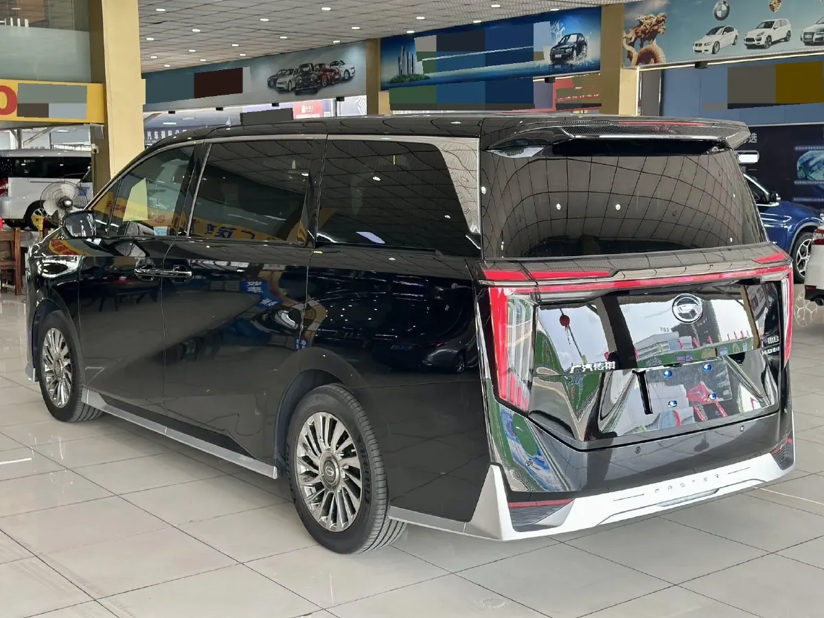 2025 GAC Trumpchi M8 2.0T 190HP L4 2DHT Hybrid,autocango,china used car exporter,china ev exporter,chinese used car exporter,chinese used ev exporter