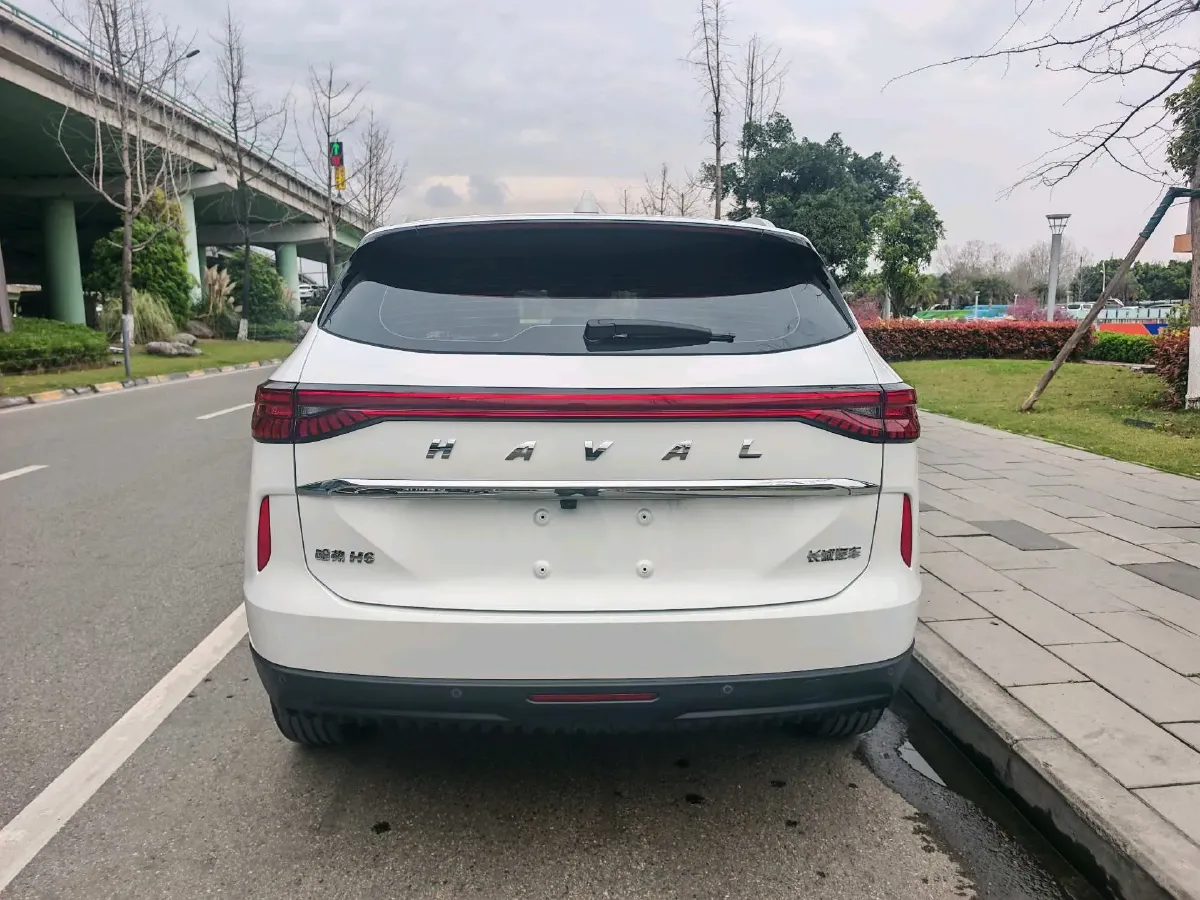 2022 Haval H6 1.5T 184HP L4 7DCT,autocango,china used car exporter,china ev exporter,chinese used car exporter,chinese used ev exporter