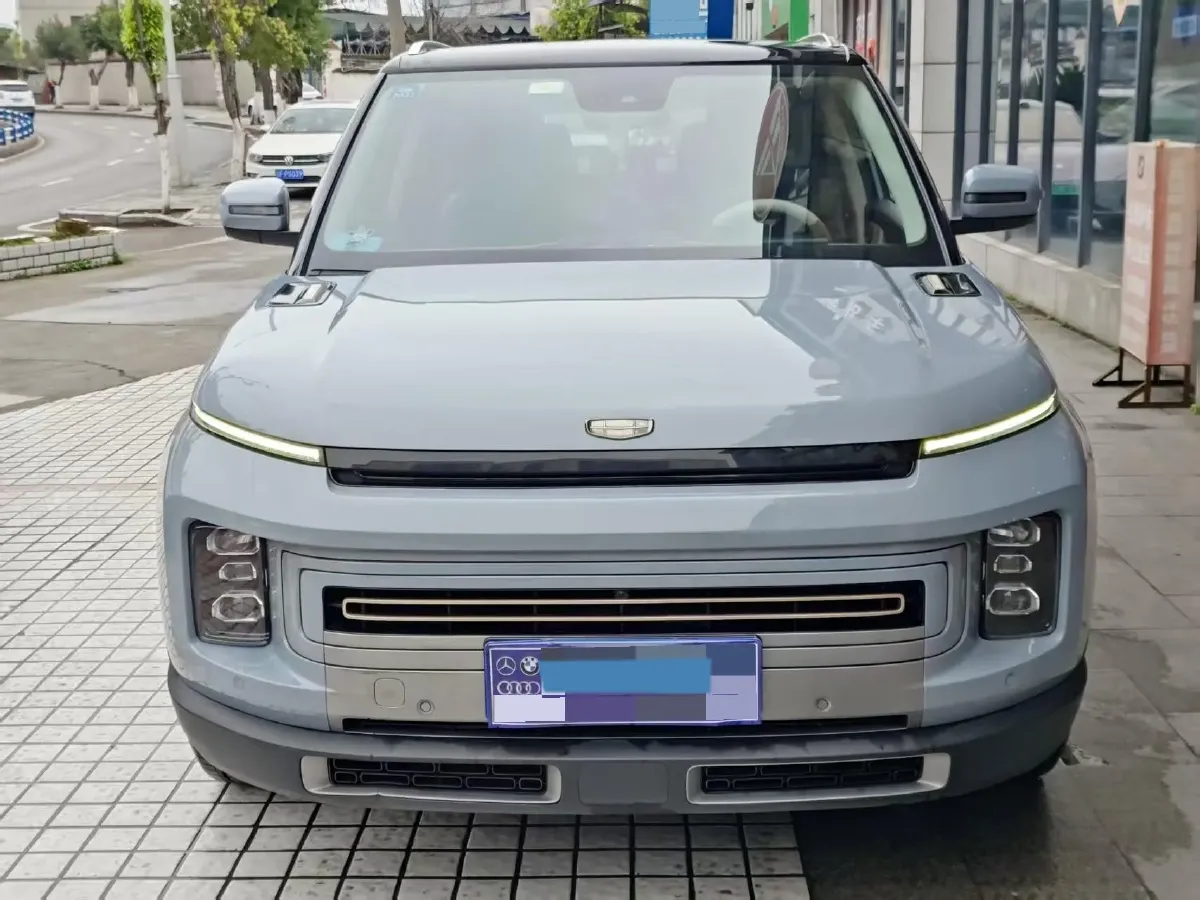 2020 Geely ICON 1.5T 177HP L3 7DCT,autocango,china used car exporter,china ev exporter,chinese used car exporter,chinese used ev exporter