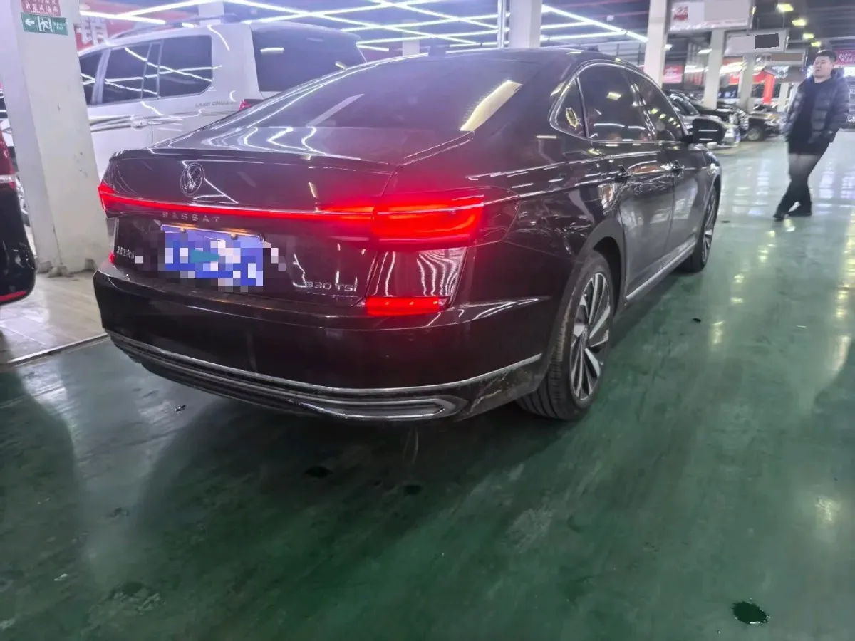 2021 Volkswagen Passat 2.0T 186HP L4 7DCT,autocango,china used car exporter,china ev exporter,chinese used car exporter,chinese used ev exporter