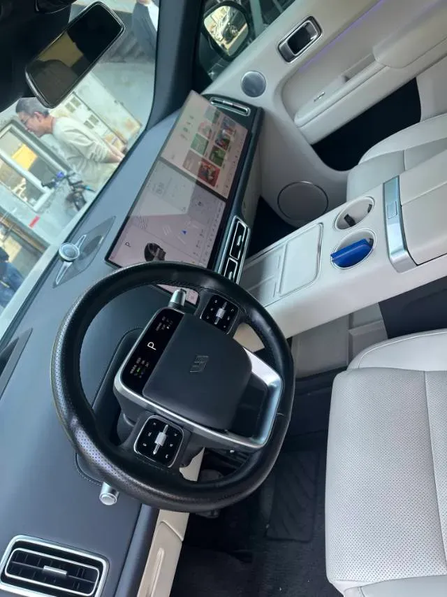 2024 Toyota Granvia 2.5L 189HP L4 E-CVT Hybrid,autocango,china used car exporter,china ev exporter,chinese used car exporter,chinese used ev exporter