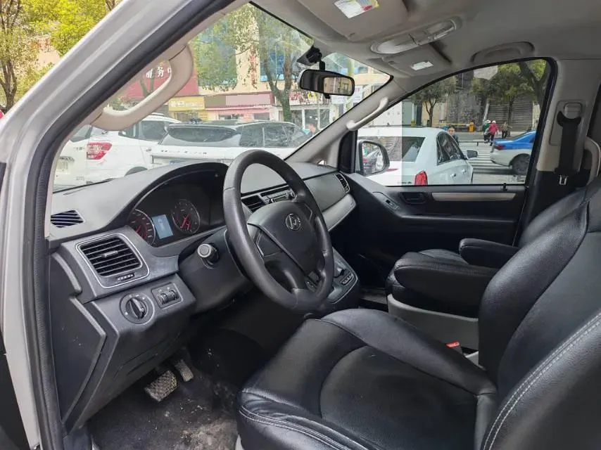 2016 MAXUS G10 2.0T 224HP L4 6AT,autocango,china used car exporter,china ev exporter,chinese used car exporter,chinese used ev exporter