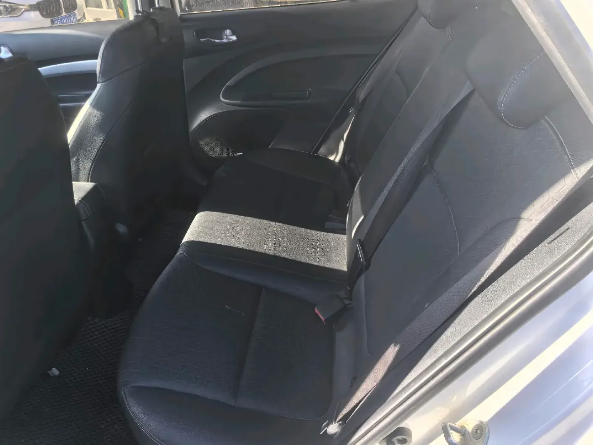 2019 Kia KX1 1.4L 100HP L4 6AT,autocango,china used car exporter,china ev exporter,chinese used car exporter,chinese used ev exporter