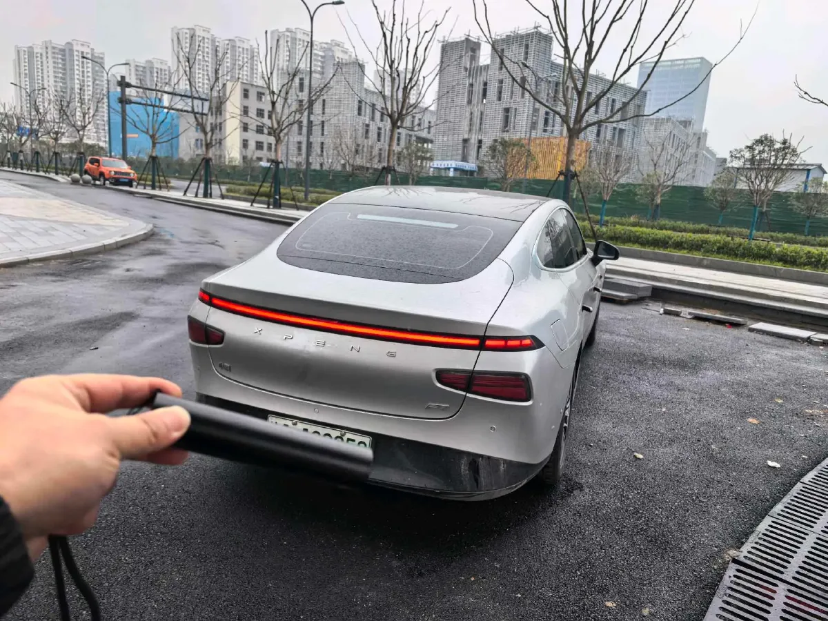 2023 Xpeng P7 BEV 86.2KWH,autocango,china used car exporter,china ev exporter,chinese used car exporter,chinese used ev exporter