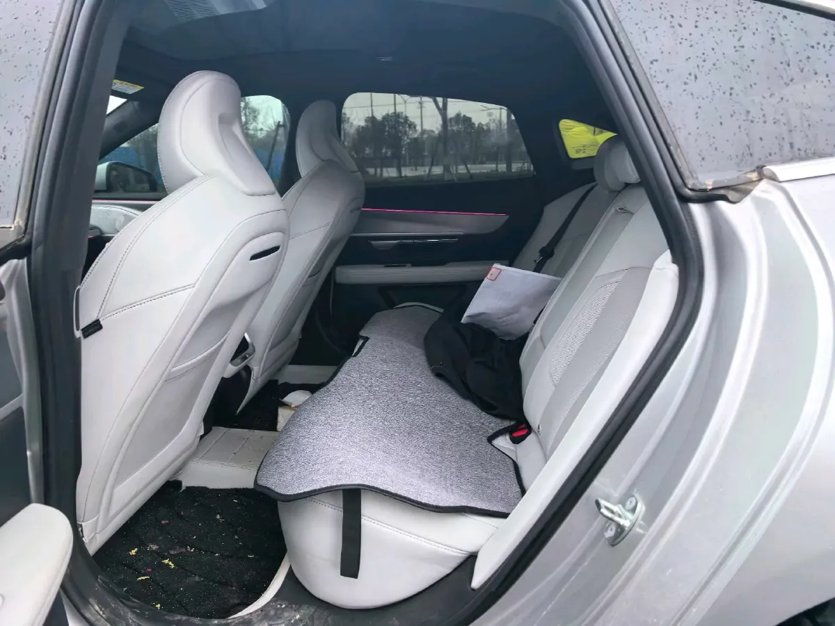 2023 Xpeng P7 BEV 86.2KWH,autocango,china used car exporter,china ev exporter,chinese used car exporter,chinese used ev exporter