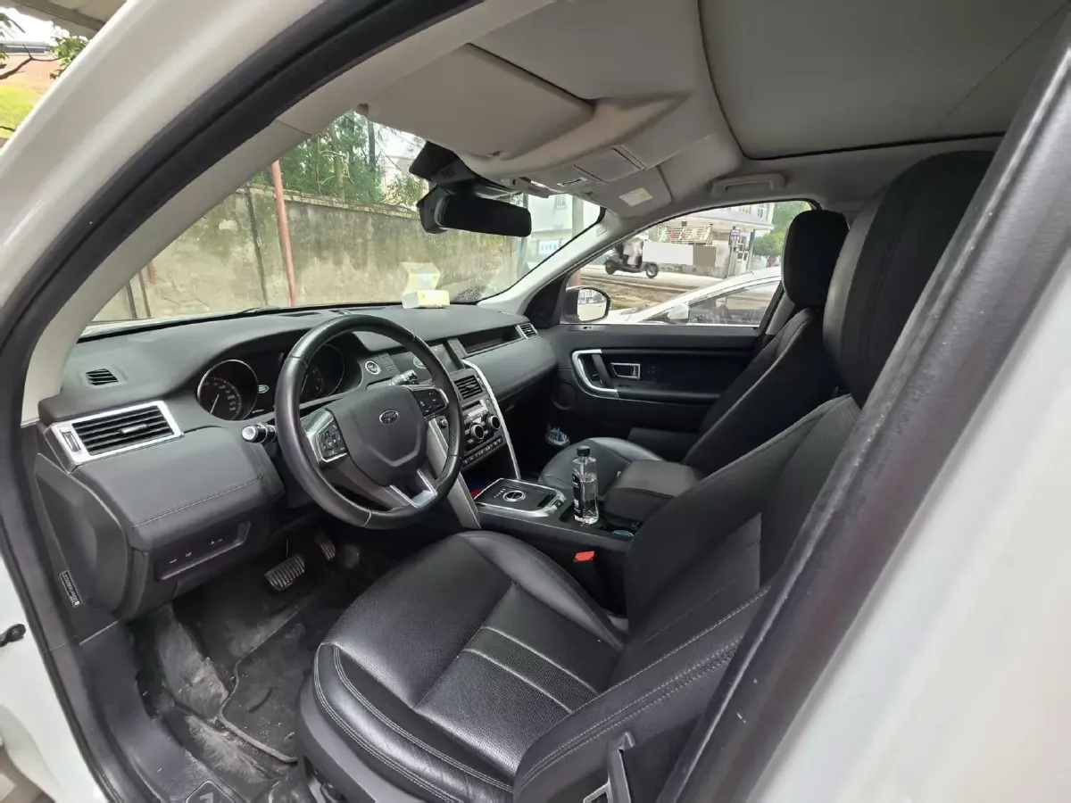 2019 Land Rover Discovery Sport 2.0T 241HP L4 9AT,autocango,china used car exporter,china ev exporter,chinese used car exporter,chinese used ev exporter