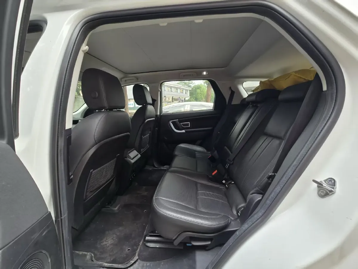 2019 Land Rover Discovery Sport 2.0T 241HP L4 9AT,autocango,china used car exporter,china ev exporter,chinese used car exporter,chinese used ev exporter