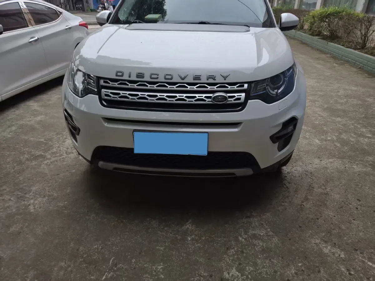 2019 Land Rover Discovery Sport 2.0T 241HP L4 9AT,autocango,china used car exporter,china ev exporter,chinese used car exporter,chinese used ev exporter