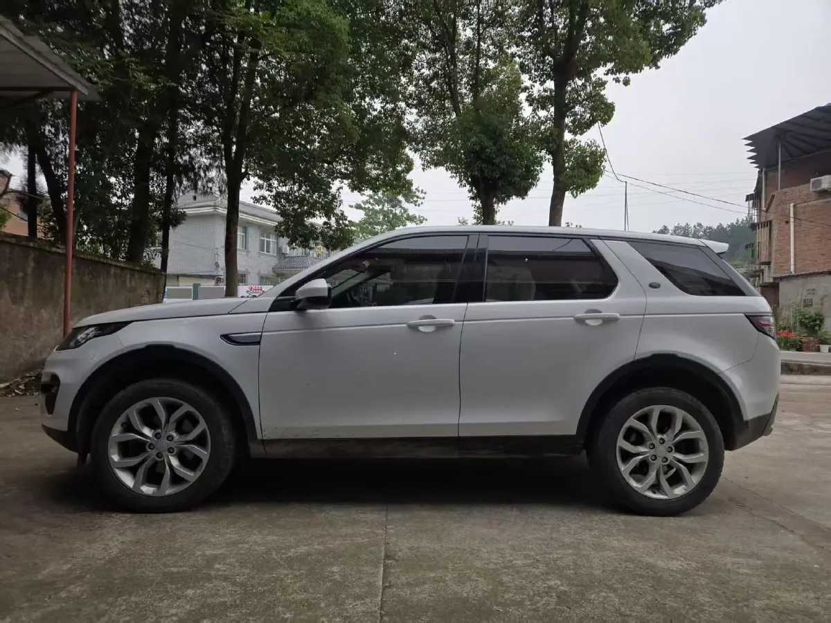 2019 Land Rover Discovery Sport 2.0T 241HP L4 9AT,autocango,china used car exporter,china ev exporter,chinese used car exporter,chinese used ev exporter