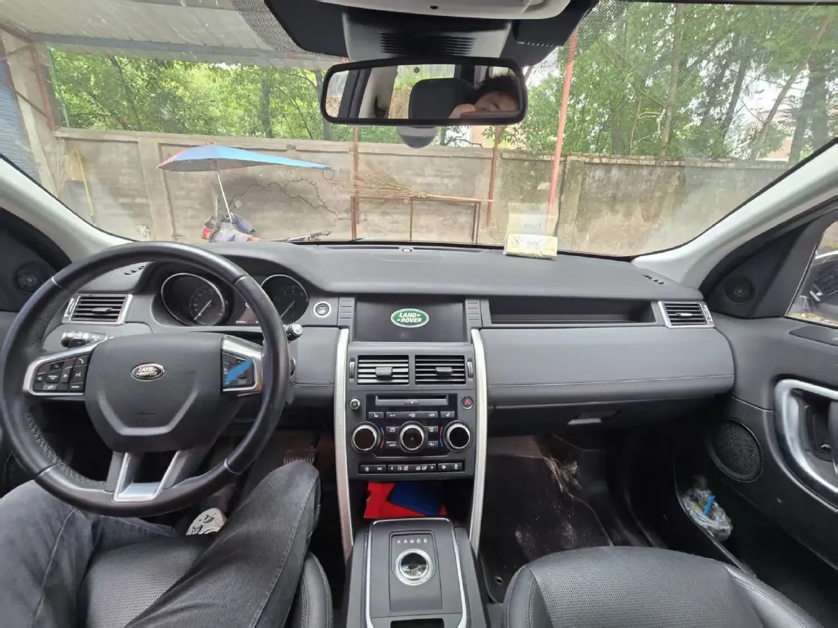 2019 Land Rover Discovery Sport 2.0T 241HP L4 9AT,autocango,china used car exporter,china ev exporter,chinese used car exporter,chinese used ev exporter