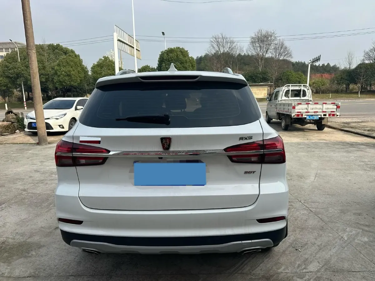 2019 Roewe i6 1.5T 169HP L4 7DCT,autocango,china used car exporter,china ev exporter,chinese used car exporter,chinese used ev exporter